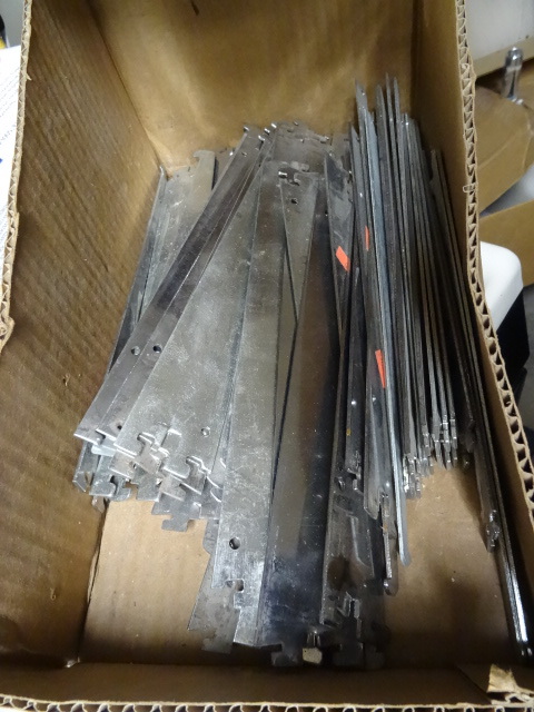 Shelf brackets