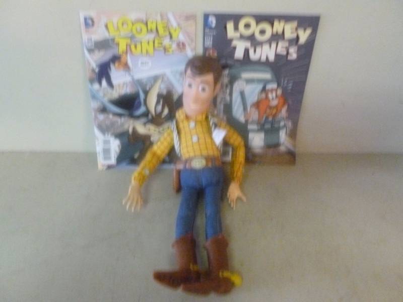 lot 25 image: Disney Doll