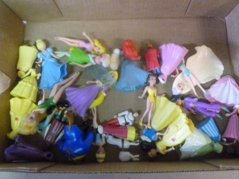 lot 35 image: Disney Figurines