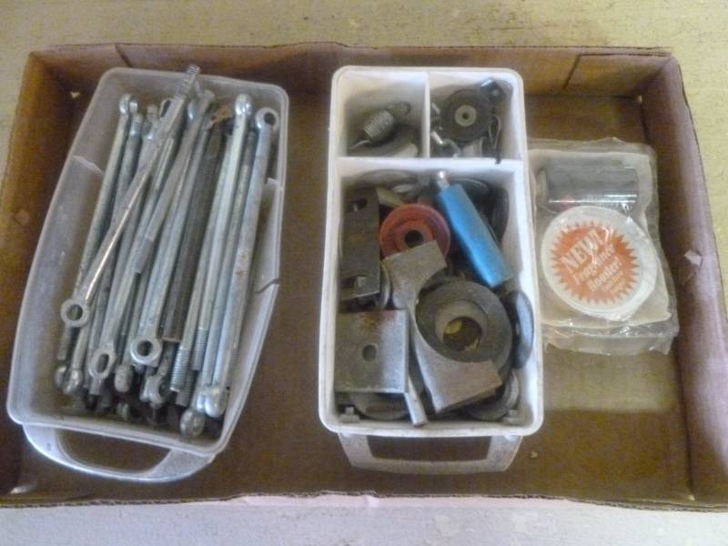 lot 49 image: Handyman Items