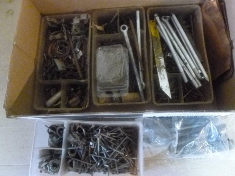 lot 50 image: Handyman Items