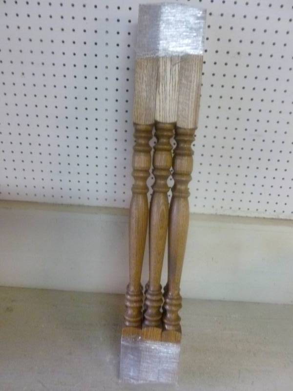lot 146 image: Oak Railing Spindles