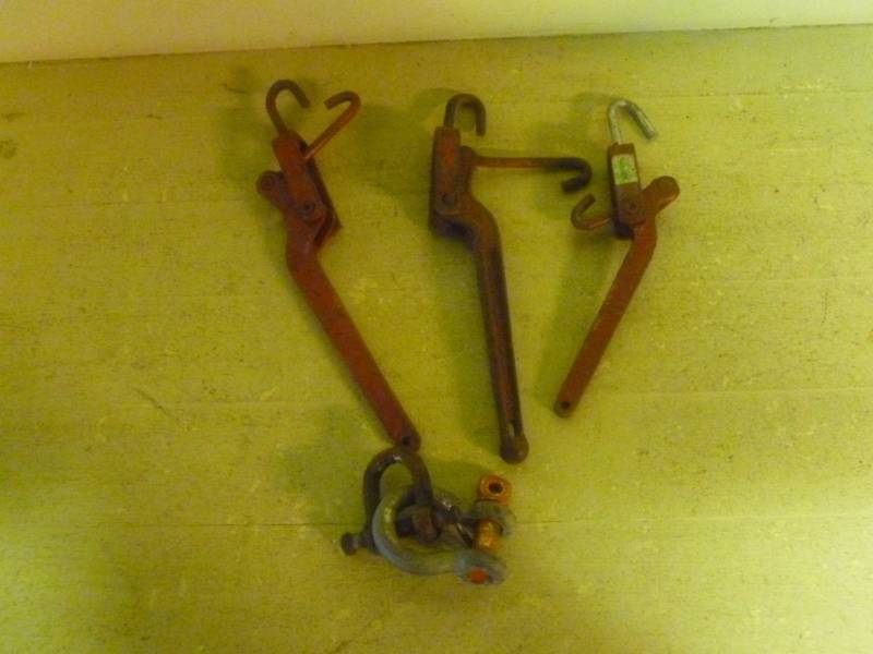 lot 157 image: Chain Binder