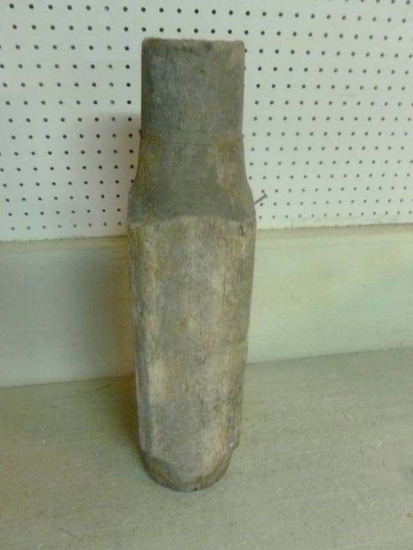 lot 165 image: Antique Horse Wagon Axle