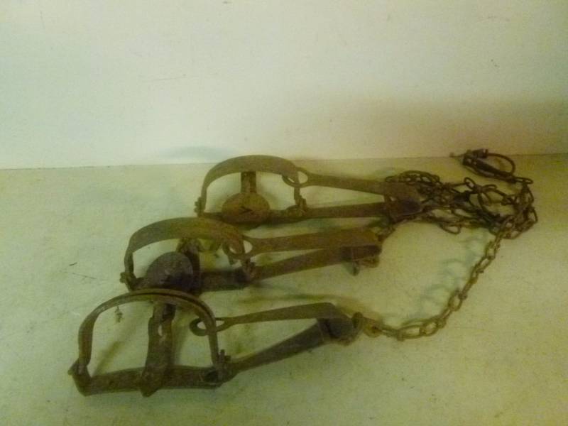 lot 169 image: Vintage Traps