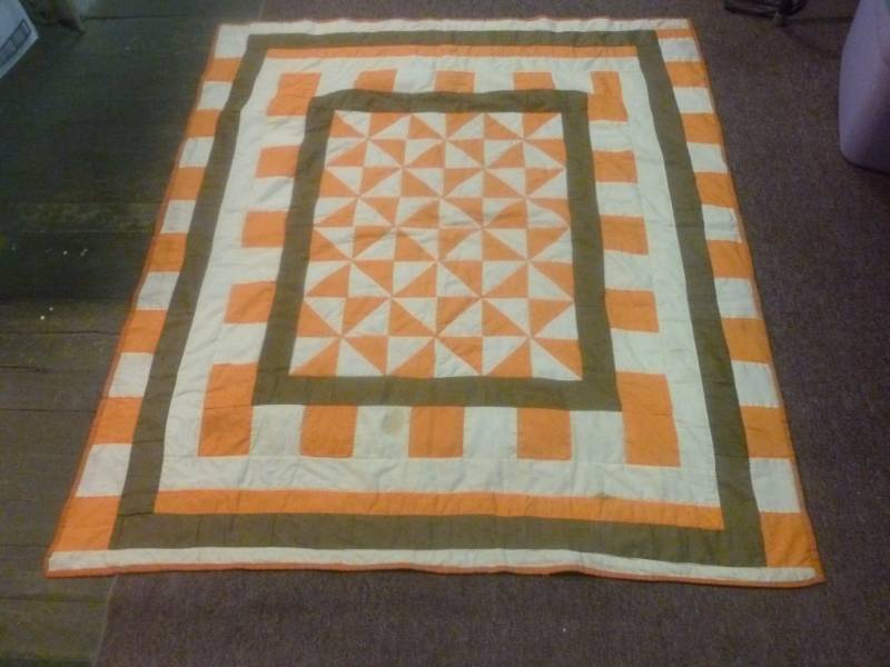 lot 170 image: Quilt
