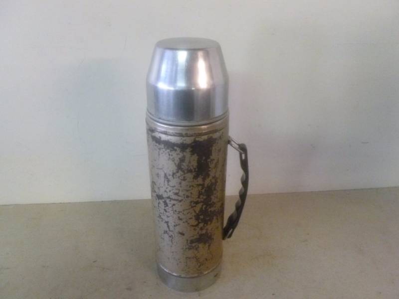 lot 180 image: Thermos