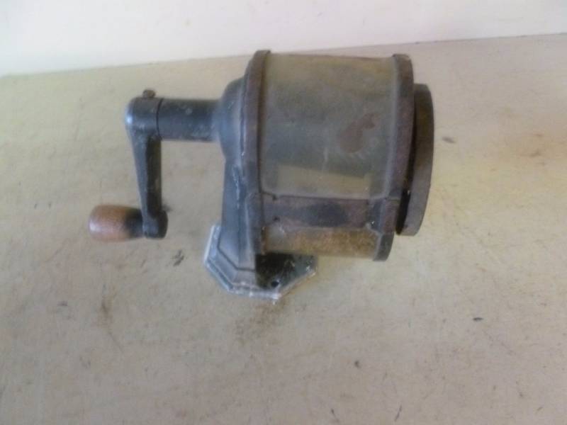lot 188 image: Vintage Pencil Sharpener