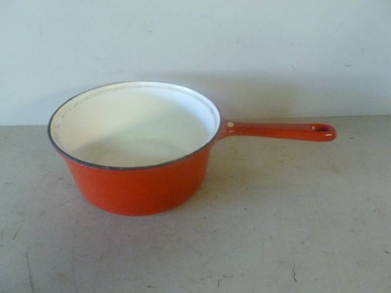 lot 198 image: Cast Iron Pan