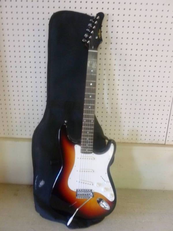 lot 201 image: Electric Guitar
