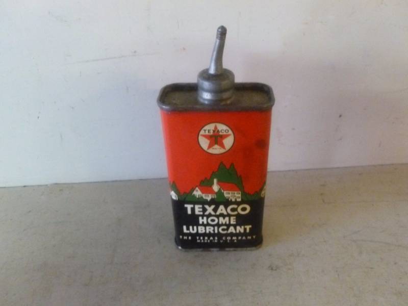 lot 207 image: Vintage Oil Can