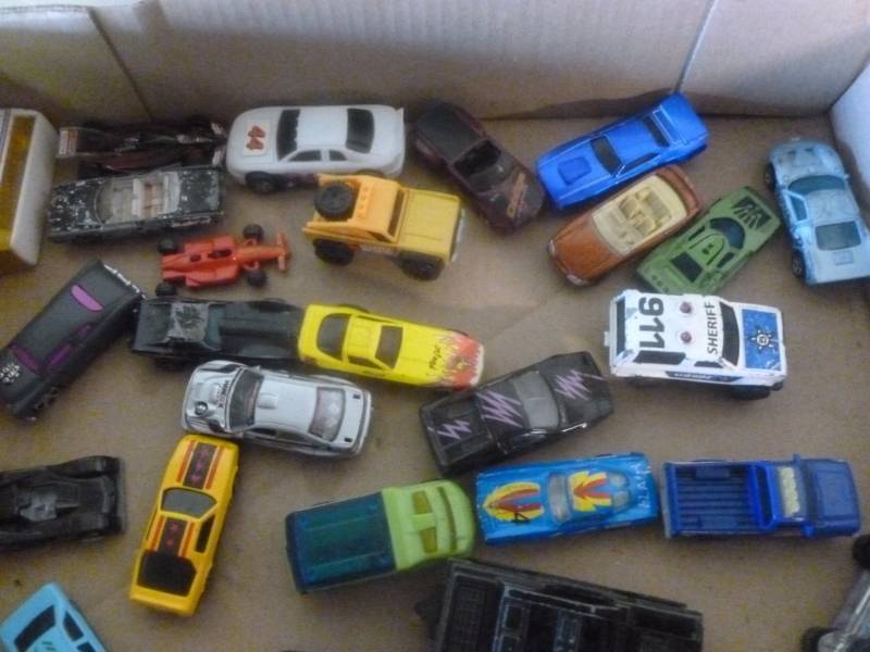 lot 215 image: Hot Wheels