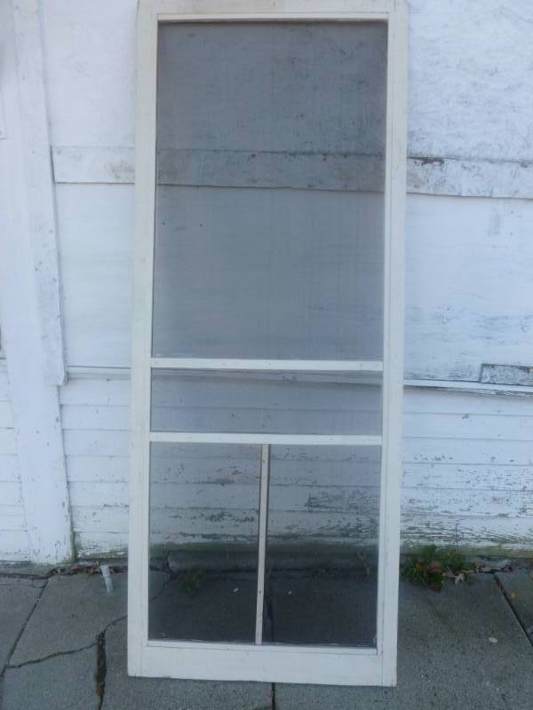 lot 219 image: Screen Door