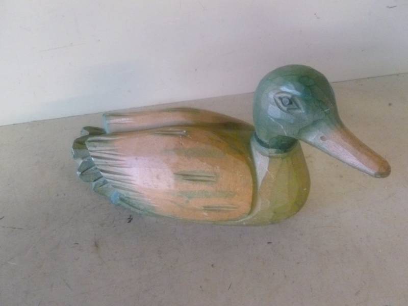 lot 233 image: Wooden Duck Decoration