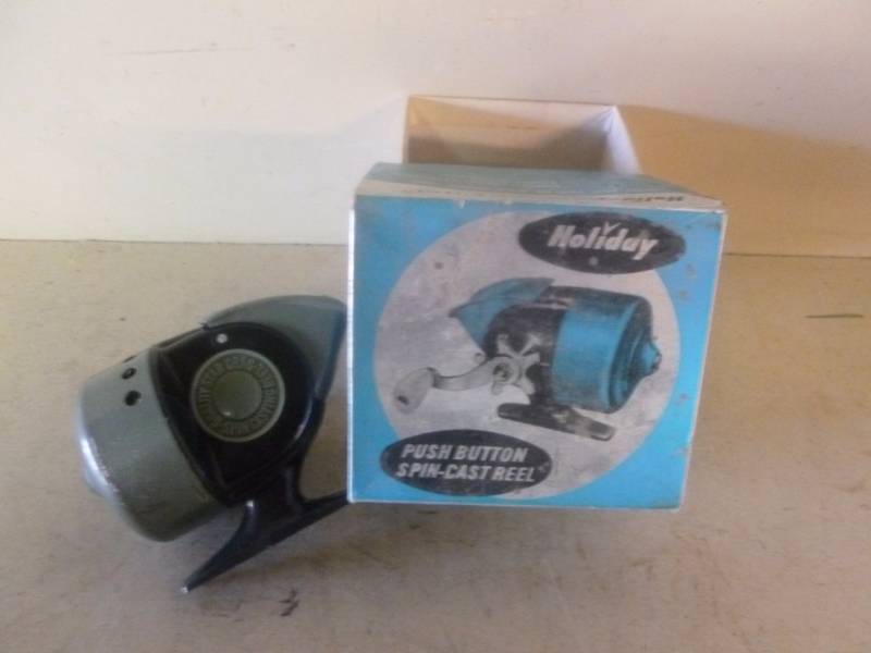 lot 266 image: Vintage Fishing Reel
