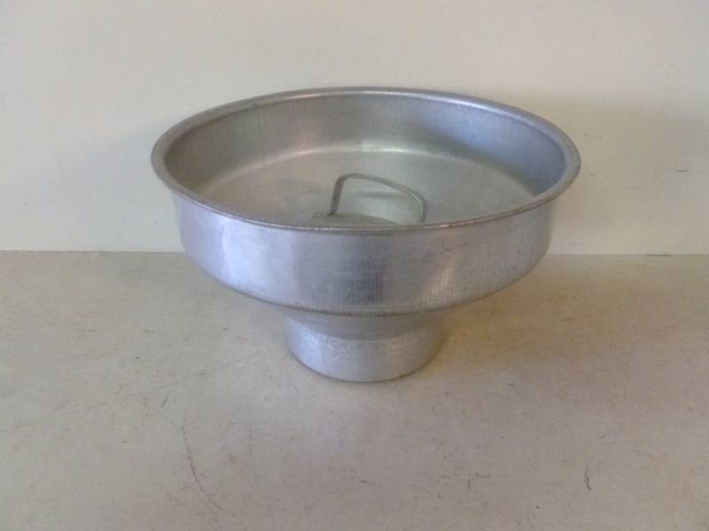 lot 311 image: Vintage Cream Separator Part