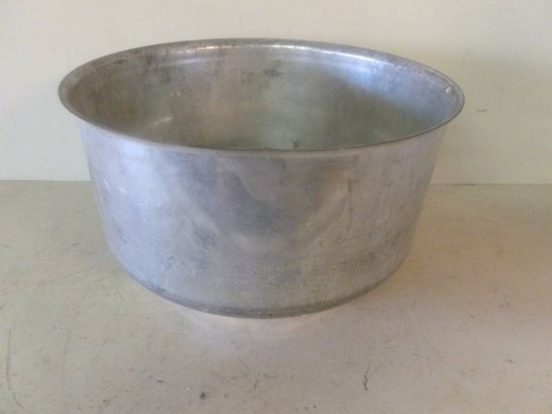 lot 313 image: Vintage Cream Separator Part