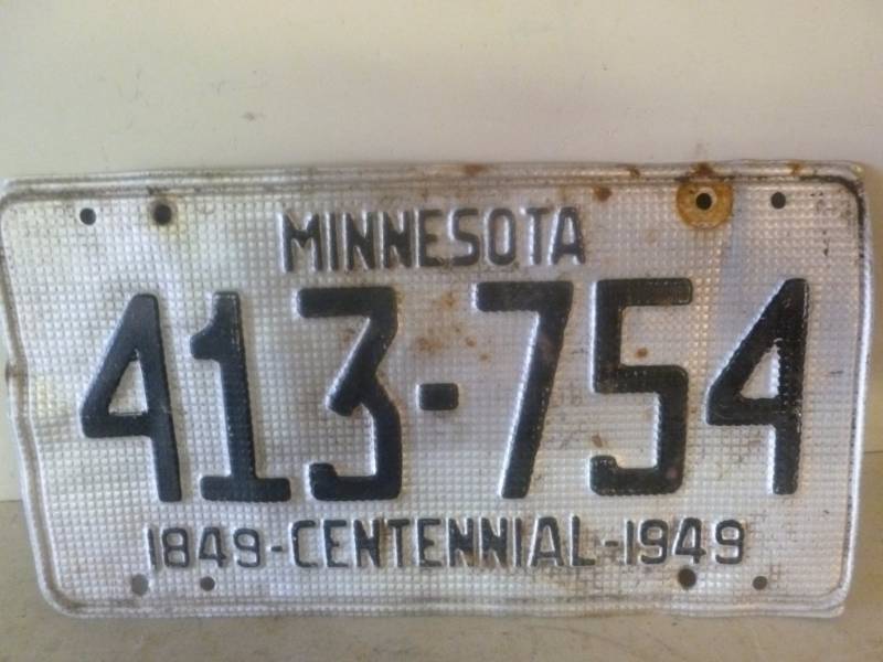 lot 323 image: Vintage License Plate