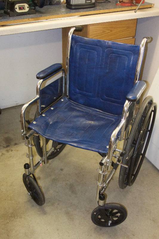 lot 9 image: Wheelchair
