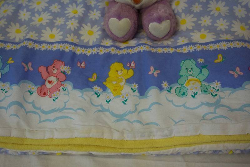 lot 84 image: Care Bears