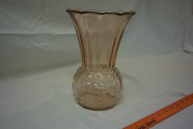 lot 98 image: Pineapple Shape Pink Depression Glass Vase