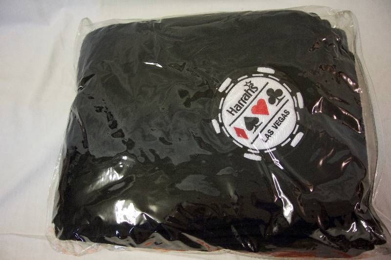 lot 158 image: Harrahs Casino Blanket from Las Vegas (New)