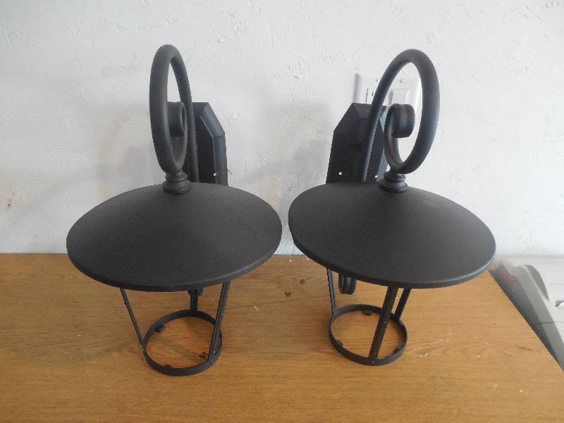 lot 6 image: (2) Black Outdoor LED Wall Light