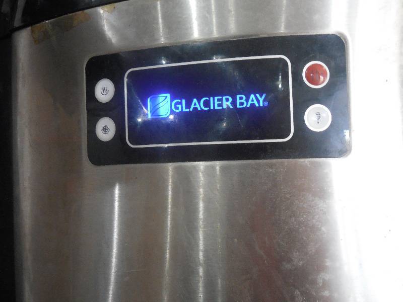 glacier bay bottom load ss dispenser
