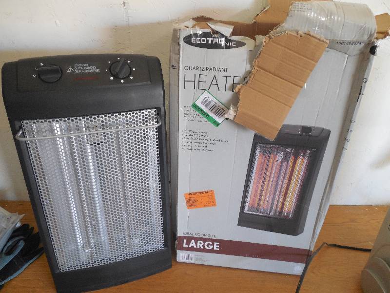 lot 91 image: 1500-Watt 2-Element Infrared Electric Portable Heater