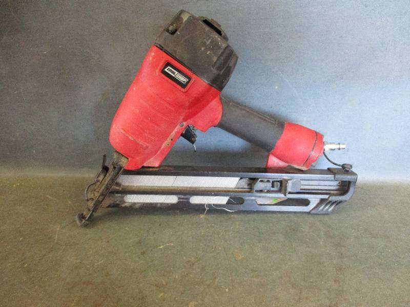 lot 9 image: Tool Shop Nailer