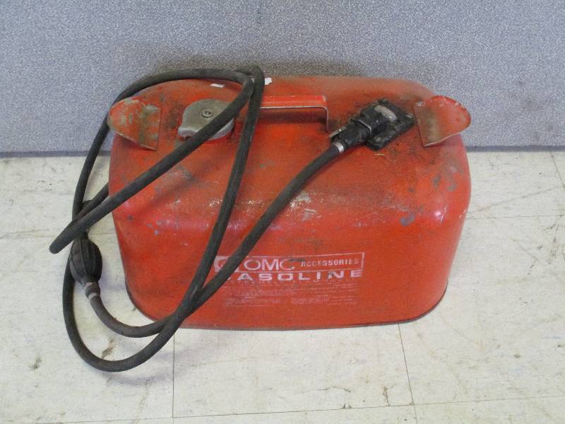 lot 54 image: Boat Gas Can
