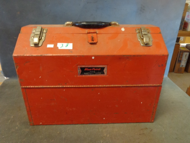 lot 28 image: Blue Point Tool Box