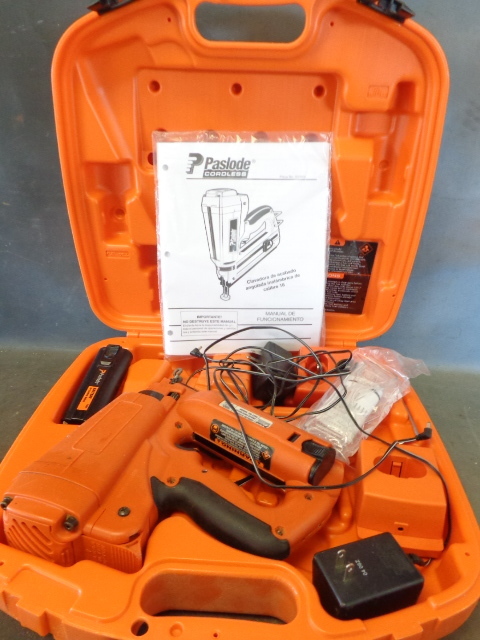 lot 42 image: Paslode Cordless Finishing Nailer