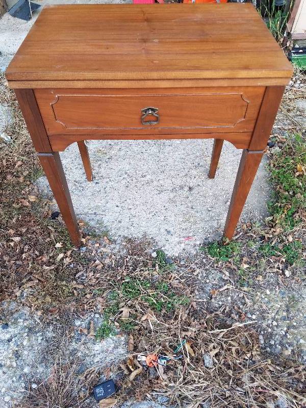 Singer Sewing Machine Model 347