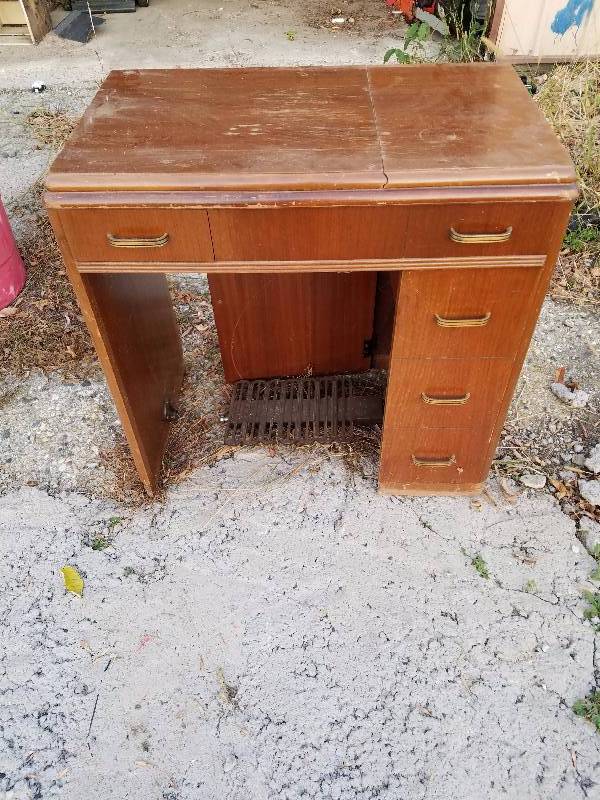 Franklin Sewing Machine