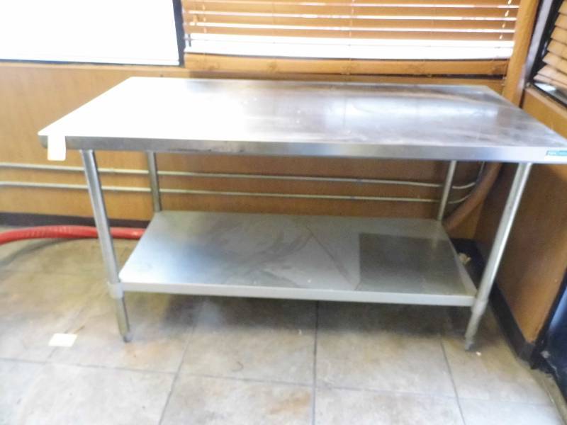 lot 1 image: Stainless Steel Table