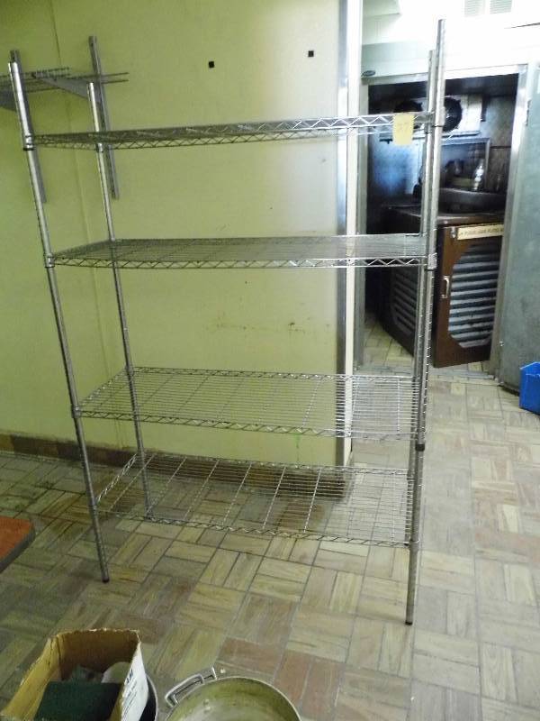 lot 27 image: Metal Racking