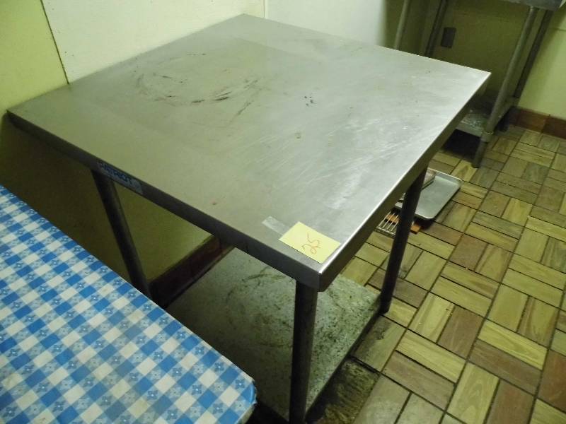 lot 25 image: Stainless Steel Table