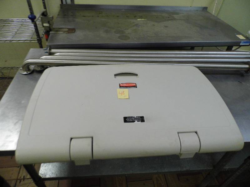 lot 48 image: Stainless Steel Railings w Changing Table