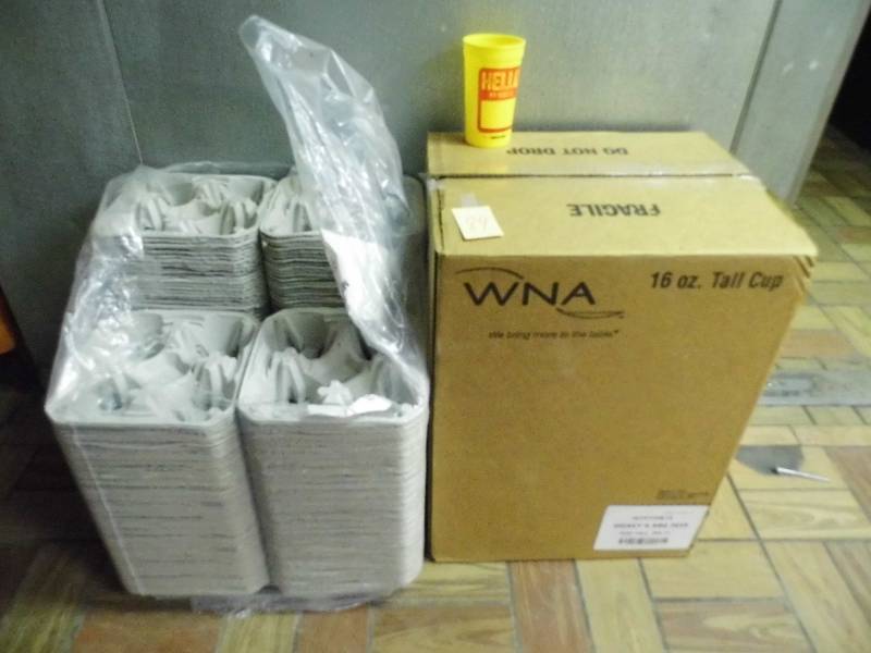 lot 84 image: Case of Cups - Carry Out Containers - Soup Cups