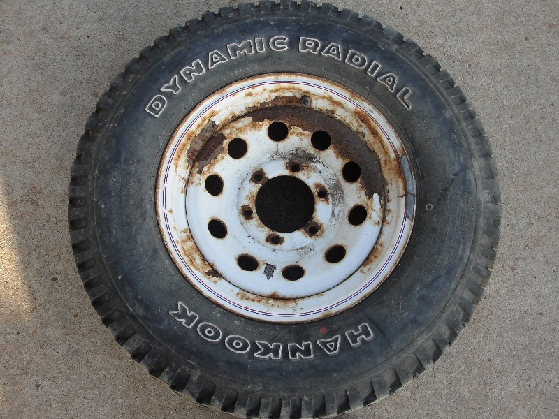 6-Bolt Trailer Tire