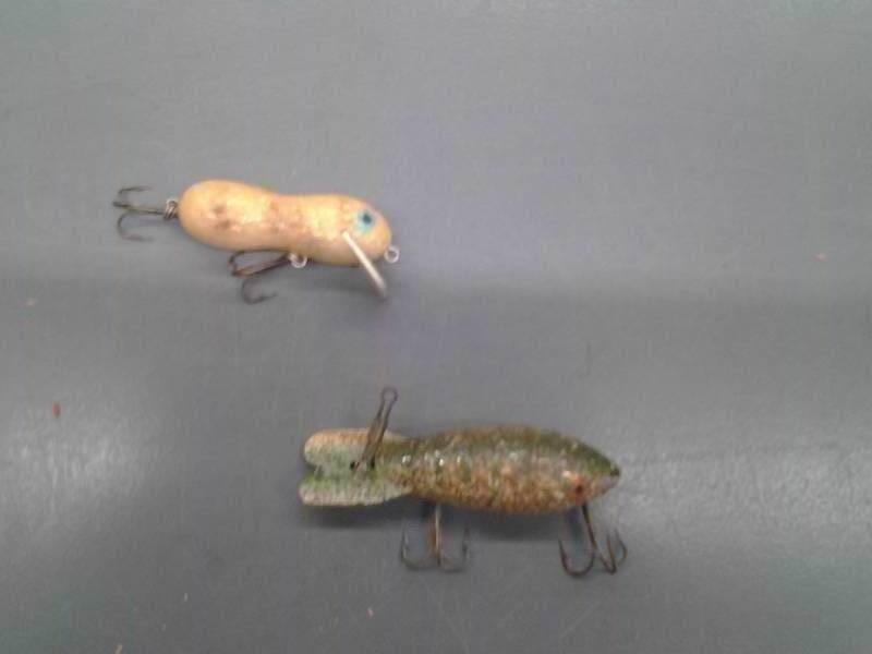 2-Vintage Lures (Look Like Peanut)