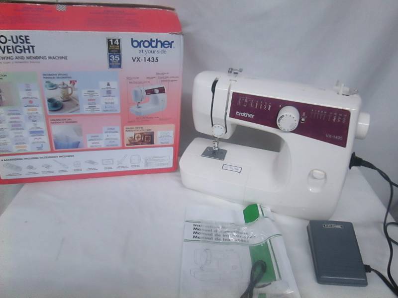 lot 31 image: Brothers 35 Stitch Sewing Machine