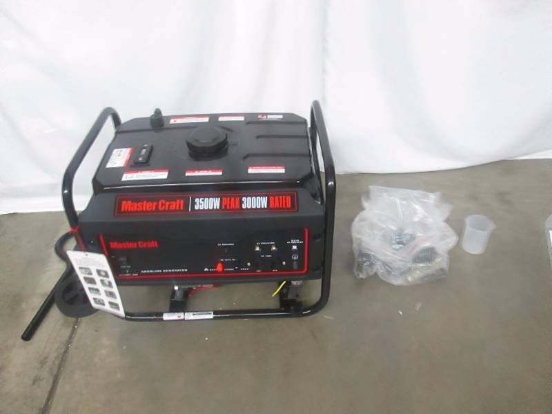 lot 3 image: Master Craft 3500 Peak Watt Portable Gas Generator