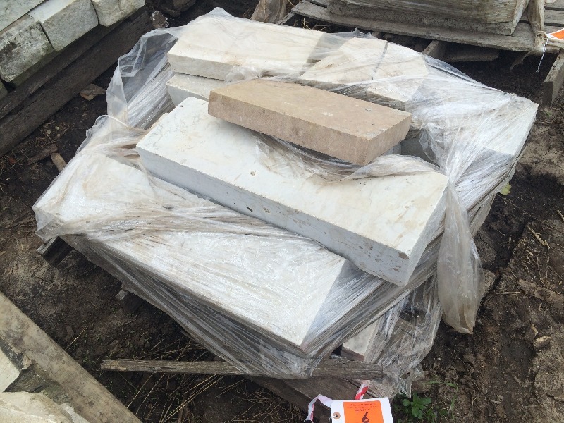 lot 6 image: Pavers, Decretive Stone, Block   27 x 8 x 5  some random sizes