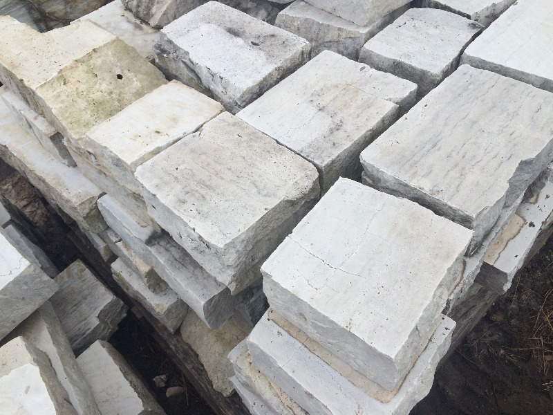 lot 12 image: Pavers, Decretive Stone, Block   14 x 8 x 4  some random sizes