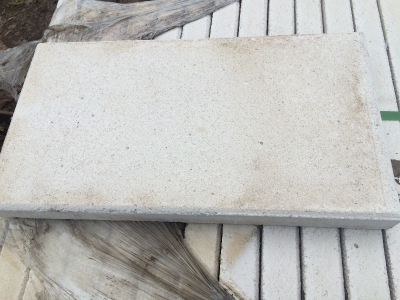 lot 16 image: Pavers, Decretive Stone, Block   24 x 12 x 2    Full Pallet