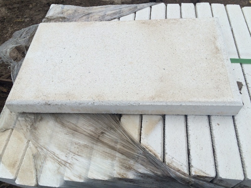 lot 17 image: Pavers, Decretive Stone, Block   24 x 12 x 2    Full Pallet