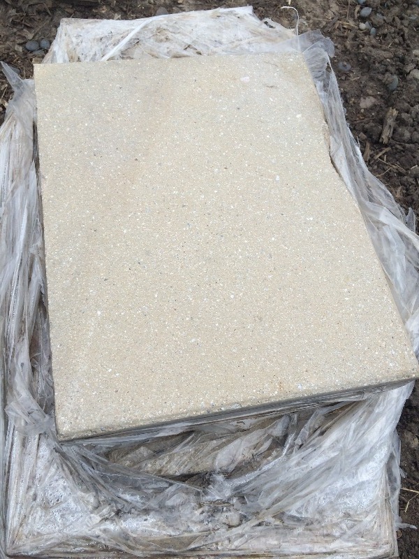 lot 29 image: Pavers, Decretive Stone, Block   20 x 16 x 2  some random sizes