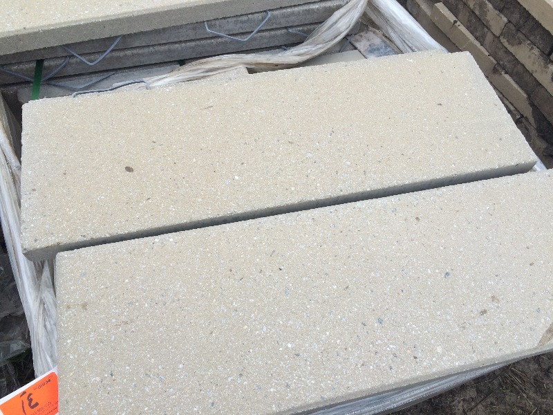 lot 31 image: Pavers, Decretive Stone, Block   36 x 12 x 2   12 Pallet Lot